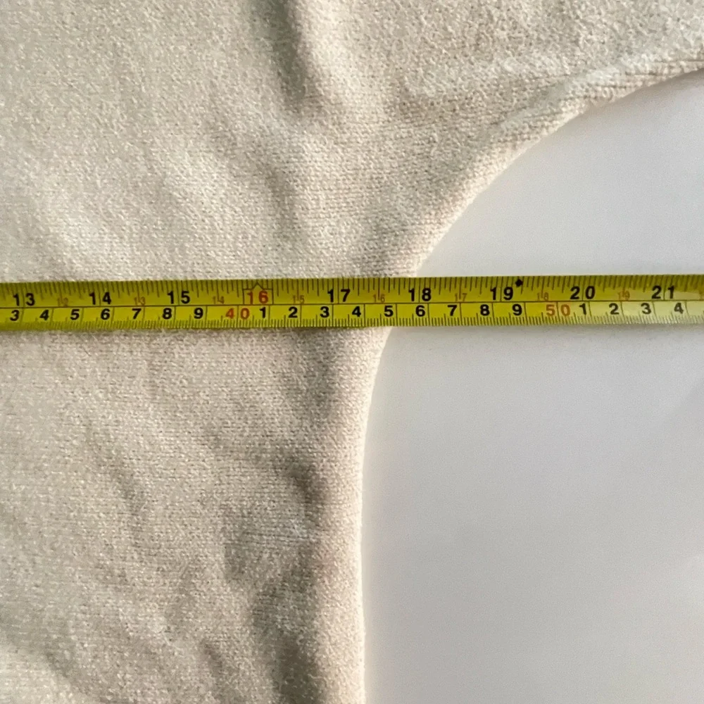 St. John Sport Wool Boat neck Blouse Sweater - Picture 9 of 11